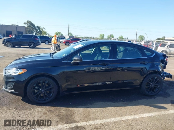 2020 Ford Fusion SE with VIN 3FA6P0HD8LR119972, listed as a IAAI auction lot 41991526 with 61,942 mi miles and . Bid and sale history available at DreamBid. Image 15.