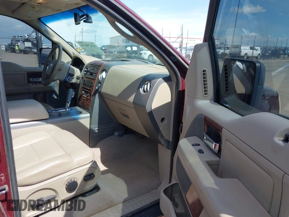 2005 Ford F-150 XLT с VIN 1FTPW14575FA54795, выставлен на аукционе IAAI как лот 42478674 с пробегом 284 190 миль миль и . История ставок и продаж доступна на DreamBid. Изображение 5.