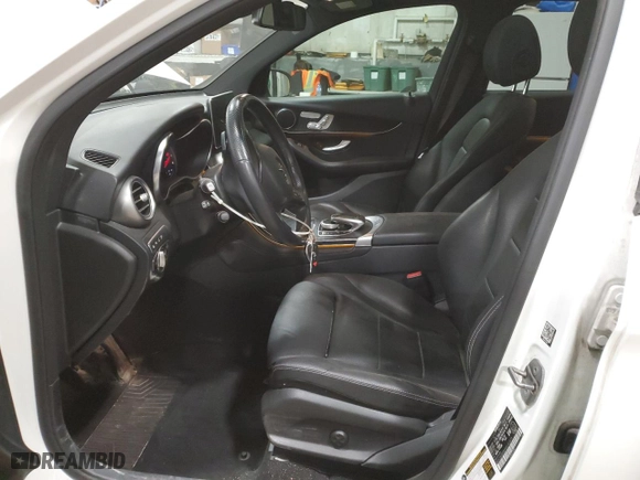 2019 Mercedes-Benz GLC with VIN WDC0G4KBXKV181075, listed as a Copart auction lot 51148775 with 93,854 mi miles and Clean Title. Bid and sale history available at carsss.com. Image 7.