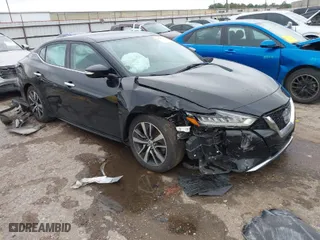 2019 Nissan Maxima SR with VIN 1N4AA6AV7KC367807, listed as a IAAI auction lot 41283258 with 142,969 mi miles. Bid and sale history available at carsss.com. Image 1.
