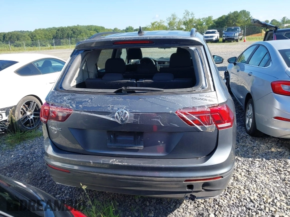 2021 Volkswagen Tiguan S with VIN 3VV1B7AX7MM038431, listed as a IAAI auction lot 42726529 with 82,289 mi miles and . Bid and sale history available at DreamBid. Image 16.