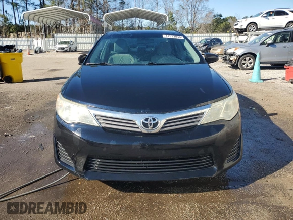 2014 Toyota Camry L with VIN 4T1BF1FK4EU843622, listed as a Copart auction lot 41523845 with 111,739 mi miles and Salvage Title. Bid and sale history available at DreamBid. Image 5.
