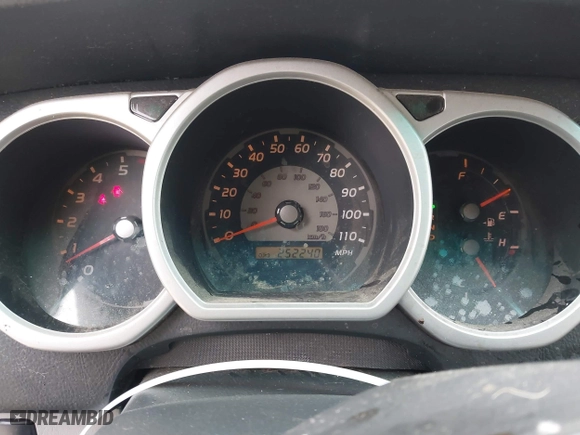 2004 Toyota 4Runner SR5 with VIN JTEZU14R348016934, listed as a IAAI auction lot 41681488 with 252,240 mi miles. Bid and sale history available at carsss.com. Image 7.