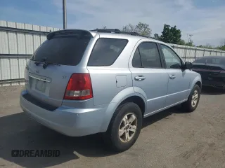 2005 Kia Sorento LX with VIN KNDJC733955478664, listed as a Copart auction lot 55295185 with 61,058 mi miles and Clean Title. Bid and sale history available at DreamBid. Image 3.