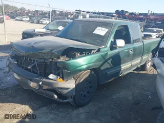 2001 Chevrolet Silverado 1500 LS with VIN 2GCEC19T711315836, listed as a IAAI auction lot 41676444 with 1 mi miles. Bid and sale history available at carsss.com. Image 2.