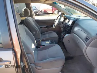 2005 Toyota Sienna CE with VIN 5TDZA23C15S340378, listed as a IAAI auction lot 41817609 with 307,384 mi miles and . Bid and sale history available at DreamBid. Image 5.