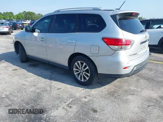 2015 Nissan Pathfinder SL with VIN 5N1AR2MNXFC617601, listed as a IAAI auction lot 42335005 with 121,903 mi miles and . Bid and sale history available at DreamBid. Image 3.