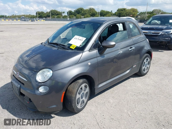 2014 FIAT 500e with VIN 3C3CFFGE0ET244813, listed as a IAAI auction lot 41676465 with 58,062 mi miles. Bid and sale history available at carsss.com. Image 17.