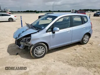 2008 Honda Fit with VIN JHMGD38438S068027, listed as a Copart auction lot 61033815 with 151,639 mi miles and Salvage title. Bid and sale history available at DreamBid. Image 1.