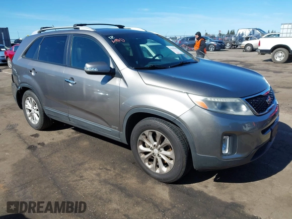 2014 Kia Sorento EX with VIN 5XYKUDA79EG445841, listed as a IAAI auction lot 41636646 with 79,089 mi miles. Bid and sale history available at carsss.com. Image 1.