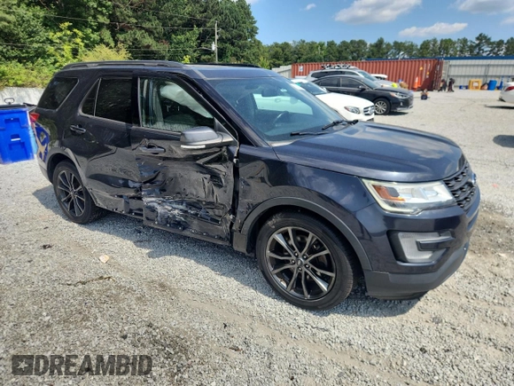 2017 Ford Explorer XLT with VIN 1FM5K7D89HGE10223, listed as a Copart auction lot 62534275 with 144,394 mi miles and Salvage title. Bid and sale history available at DreamBid. Image 4.
