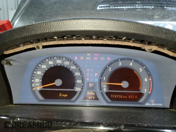 2007 BMW 7 Series 750i with VIN WBAHL83527DT89112, listed as a Copart auction lot 52806635 with 174,758 mi miles and Salvage title. Bid and sale history available at DreamBid. Image 9.