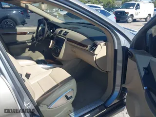 2012 Mercedes-Benz R-Class R 350 with VIN 4JGCB5HEXCA146176, listed as a IAAI auction lot 41442159 with 120,922 mi miles. Bid and sale history available at carsss.com. Image 5.