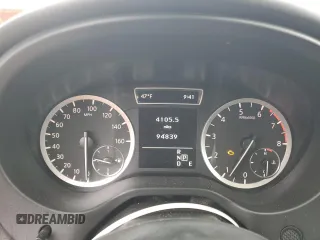 2018 Infiniti QX30 Essential z VIN SJKCH5CR7JA057432, wystawiony jako Copart lot #57773095 z przebiegiem 94 839 mil mil oraz Tytuł czysty. Historia ofert i sprzedaży dostępna na DreamBid. Obrazek 9.