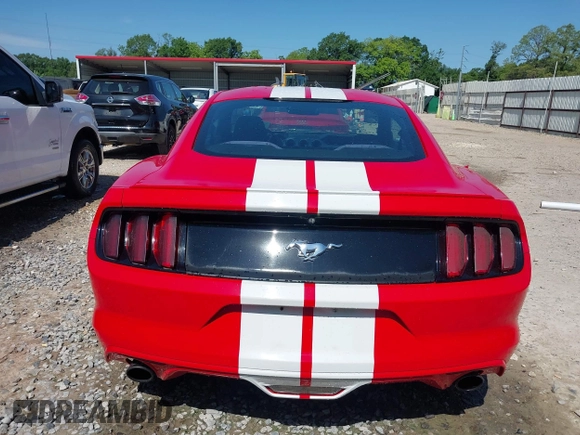 2015 Ford Mustang EcoBoost z VIN 1FA6P8TH3F5337916, wystawiony jako IAAI lot #42176893 z przebiegiem 120 757 mil mil oraz . Historia ofert i sprzedaży dostępna na DreamBid. Obrazek 16.