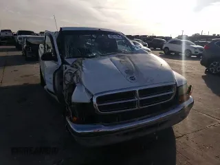2001 Dodge Dakota z VIN 1B7FL26X31S152202, wystawiony jako Copart lot #42717795 z przebiegiem Nie podano mil oraz Szkoda całkowita • Salvage title. Historia ofert i sprzedaży dostępna na DreamBid. Obrazek 10.