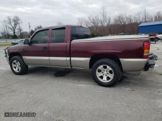 2002 GMC Sierra 1500 SLE with VIN 2GTEC19T621170709, listed as a Copart auction lot 85997764 with 134,991 mi miles and Salvage Title. Bid and sale history available at carsss.com. Image 2.
