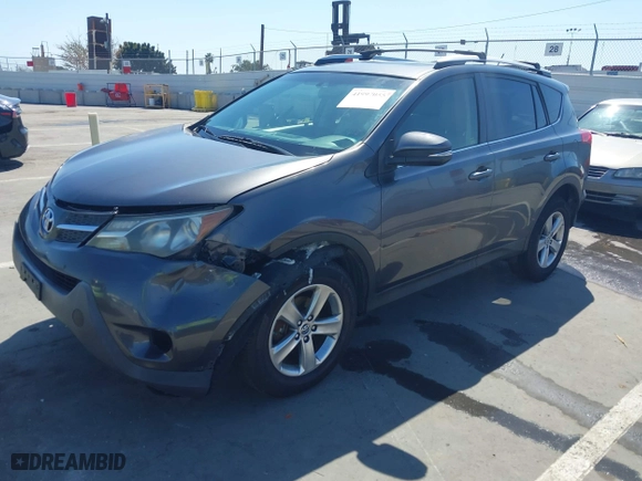 2015 Toyota RAV4 XLE with VIN JTMWFREV2FJ053898, listed as a IAAI auction lot 41997055 with 143,551 mi miles. Bid and sale history available at carsss.com. Image 17.
