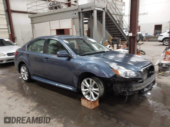 2014 Subaru Legacy Limited z VIN 4S3BMBL64E3036739, wystawiony jako IAAI lot #41409131 z przebiegiem 106 043 mil mil oraz . Historia ofert i sprzedaży dostępna na DreamBid. Obrazek 1.