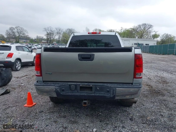 2013 GMC Sierra 1500 SLT with VIN 3GTP2WE74DG224066, listed as a IAAI auction lot 41990545 with 169,296 mi miles. Bid and sale history available at carsss.com. Image 17.