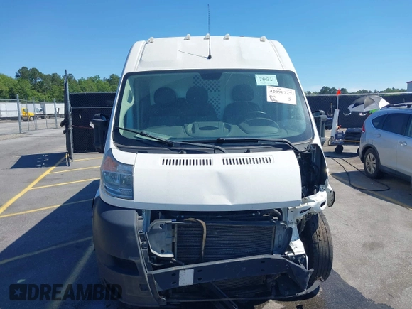 2019 Ram ProMaster Cargo with VIN 3C6URVJG5KE508028, listed as a IAAI auction lot 42090727 with 189,106 mi miles and . Bid and sale history available at carsss.com. Image 12.