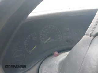 2001 GMC Yukon SLT z VIN 1GKEK13TX1J191325, wystawiony jako IAAI lot #42306665 z przebiegiem Nie podano mil oraz . Historia ofert i sprzedaży dostępna na DreamBid. Obrazek 7.