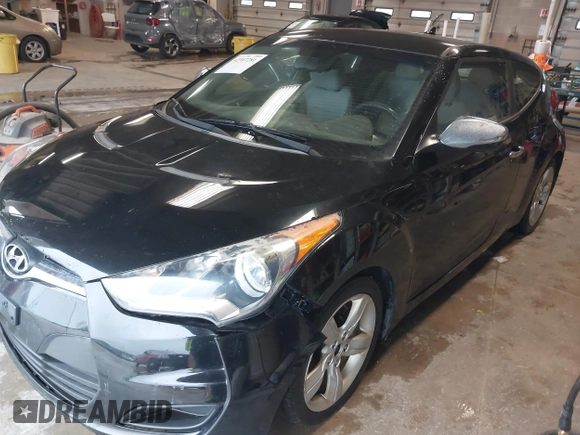 2012 Hyundai Veloster w/Gray Int с VIN KMHTC6AD3CU020230, выставлен на аукционе IAAI как лот 42307281 с пробегом 185 002 миль миль и . История ставок и продаж доступна на DreamBid. Изображение 18.
