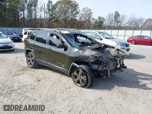 2016 Jeep Cherokee Latitude with VIN 1C4PJMCB1GW343942, listed as a IAAI auction lot 41009555 with 1 mi miles. Bid and sale history available at carsss.com. Image 1.