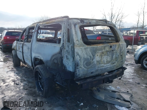2012 GMC Yukon XL Denali with VIN 1GKS2MEF0CR264458, listed as a IAAI auction lot 41638549 with Not Provided miles. Bid and sale history available at carsss.com. Image 3.