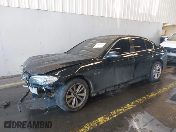 2016 BMW 5 Series 528i z VIN WBA5A5C58GG348604, wystawiony jako IAAI lot #41119325 z przebiegiem 97 798 mil mil oraz . Historia ofert i sprzedaży dostępna na DreamBid. Obrazek 18.