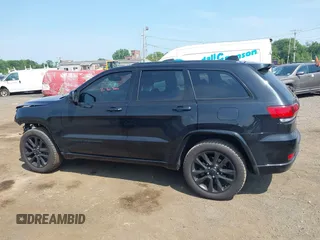 2020 Jeep Grand Cherokee Laredo E z VIN 1C4RJFAG3LC208766, wystawiony jako IAAI lot #42475923 z przebiegiem 103 077 mil mil oraz . Historia ofert i sprzedaży dostępna na DreamBid. Obrazek 14.