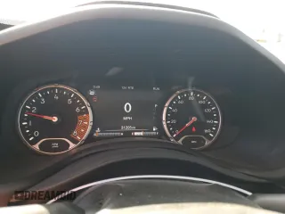 2023 Jeep Renegade Trailhawk z VIN ZACNJDC11PPP11965, wystawiony jako Copart lot #53273365 z przebiegiem 31 205 mil mil oraz Szkoda całkowita • Salvage title. Historia ofert i sprzedaży dostępna na DreamBid. Obrazek 9.