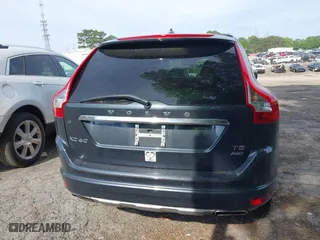 2016 Volvo XC60 T5 Platinum with VIN YV4612RMXG2844146, listed as a IAAI auction lot 42109135 with 98,400 mi miles. Bid and sale history available at carsss.com. Image 16.