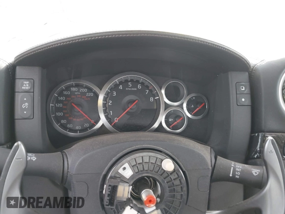2010 Nissan GT-R Premium z VIN JN1AR5EF8AM231049, wystawiony jako IAAI lot #41834675 z przebiegiem Nie podano mil oraz . Historia ofert i sprzedaży dostępna na DreamBid. Obrazek 16.