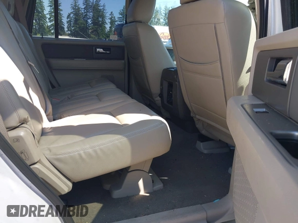 2012 Ford Expedition XLT z VIN 1FMJU1J52CEF40932, wystawiony jako IAAI lot #42824597 z przebiegiem 158 522 mil mil oraz . Historia ofert i sprzedaży dostępna na DreamBid. Obrazek 8.