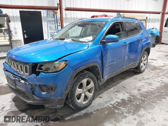 2018 Jeep Compass Altitude with VIN 3C4NJDBB2JT200181, listed as a IAAI auction lot 41374793 with 158,794 mi miles and . Bid and sale history available at carsss.com. Image 17.