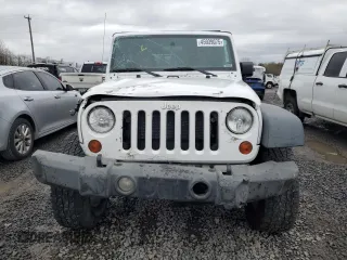 2012 Jeep Wrangler Unlimited Rubicon with VIN 1C4HJWFG7CL188381, listed as a Copart auction lot 45939075 with 140,516 mi miles and Clean title. Bid and sale history available at DreamBid. Image 5.