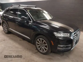 2017 Audi Q7 Premium Plus with VIN WA1LAAF7XHD039620, listed as a IAAI auction lot 40970830 with 119,531 mi miles. Bid and sale history available at carsss.com. Image 1.