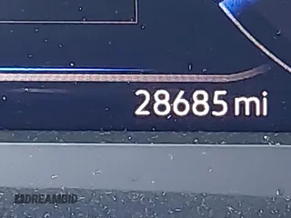 2022 Volkswagen Atlas SE z VIN 1V2HR2CA9NC518394, wystawiony jako IAAI lot #41702134 z przebiegiem 28 685 mil mil oraz . Historia ofert i sprzedaży dostępna na DreamBid. Obrazek 16.