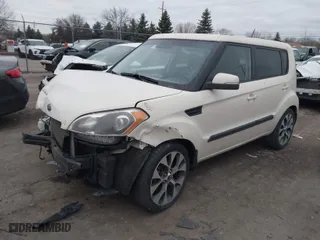 2012 Kia Soul + with VIN KNDJT2A66C7418925, listed as a IAAI auction lot 41136214 with 98,324 mi miles. Bid and sale history available at carsss.com. Image 2.