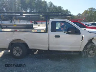 2020 Ford F-250 XL z VIN 1FTBF2A68LED11169, wystawiony jako IAAI lot #41415527 z przebiegiem 68 232 mil mil oraz . Historia ofert i sprzedaży dostępna na DreamBid. Obrazek 13.