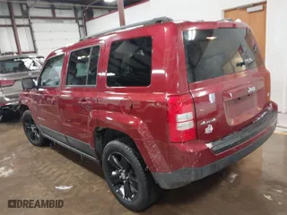 2016 Jeep Patriot High Altitude Edition with VIN 1C4NJRFB4GD594577, listed as a IAAI auction lot 41400224 with 188,025 mi miles. Bid and sale history available at carsss.com. Image 3.