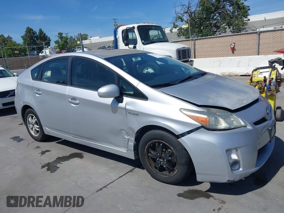 2010 Toyota Prius II z VIN JTDKN3DU6A1302834, wystawiony jako IAAI lot #42279387 z przebiegiem 147 866 mil mil oraz . Historia ofert i sprzedaży dostępna na DreamBid. Obrazek 6.