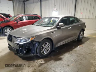 2016 Kia Optima LX z VIN 5XXGT4L30GG100370, wystawiony jako Copart lot #59152245 z przebiegiem 135 031 mil mil oraz Szkoda całkowita • Salvage title. Historia ofert i sprzedaży dostępna na DreamBid. Obrazek 1.