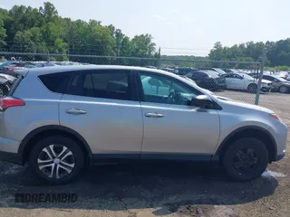 2018 Toyota RAV4 LE с VIN 2T3BFREV9JW854823, выставлен на аукционе IAAI как лот 42424764 с пробегом 48 727 миль миль и . История ставок и продаж доступна на DreamBid. Изображение 14.