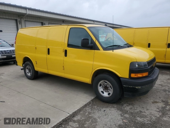 2020 Chevrolet Express Cargo Van with VIN 1GCWGAFP6L1225702, listed as a Copart auction lot 44779565 with 161,925 mi miles and Clean Title. Bid and sale history available at carsss.com. Image 4.