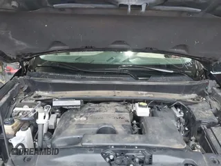 2017 Nissan Pathfinder SV z VIN 5N1DR2MN3HC900910, wystawiony jako IAAI lot #42355199 z przebiegiem 127 544 mil mil oraz . Historia ofert i sprzedaży dostępna na DreamBid. Obrazek 10.