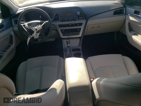 2016 Hyundai Sonata Hybrid SE with VIN KMHE24L14GA040741, listed as a Copart auction lot 73765833 with 80,146 mi miles. Bid and sale history available at carsss.com. Image 8.
