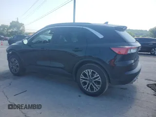 2020 Ford Escape SEL with VIN 1FMCU9H66LUB77448, listed as a Copart auction lot 61697275 with 70,997 mi miles and Salvage title. Bid and sale history available at DreamBid. Image 2.