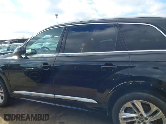 2020 Audi Q7 Premium with VIN WA1AXAF74LD011455, listed as a IAAI auction lot 41674599 with 37,561 mi miles. Bid and sale history available at carsss.com. Image 15.